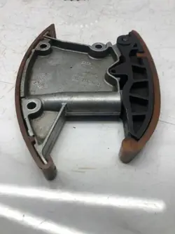 Ketjun kiristin OEM 059109217C Audi A8 D3:lle