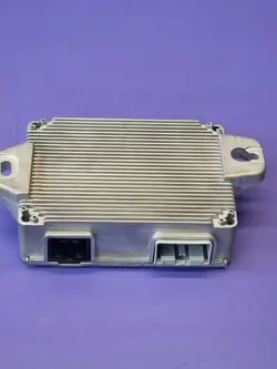 Convertisseur Land Rover OEM LR099090 - État utilisé