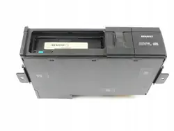 OEM 8200207100 CD-vaihtaja kokonaisuudessaan Renault Espace IV