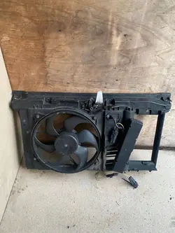 Vorderstoßstange Peugeot 307 7104CF