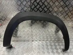 Oikean etulokasuojan trimmi Dacia Spring 638128275R