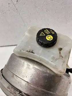 Pompe servo frein Porsche Macan 95B OEM 95B612103AG