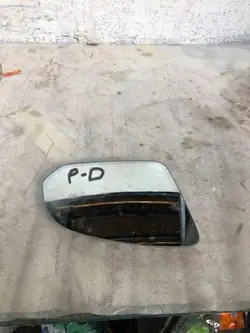 Höger spegelinsats OEM 03172022 för Volvo