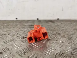 Toyota Prius Pyrotekninen puristin OEM FBZ12919