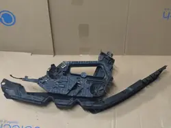 Support de phare gauche Skoda Octavia 1Z0941339