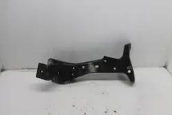 Framfäste höger 8V0821136A Audi VW