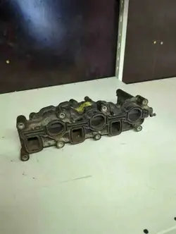 Ansaugkrümmer OEM 1101983201 für Audi A6 2.39L