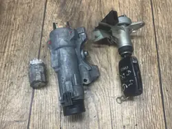 Inserção de Fechadura Porta-Malas OEM 3214R para Audi A4 B6