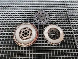 Embreagem completa volante bimassa Renault Kadjar 1.2 TCE OEM 123104345R