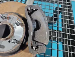 Étrier de frein avant gauche Lexus IS III 14-20 2.5 VVTI IMPRK1502213