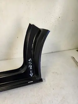 OEM HM24345 Pilar A Direito Dianteiro Ford Transit Custom