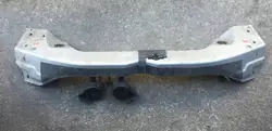 Renfort d'essieu avant supérieur MCD5982 pour Mercedes ML W163