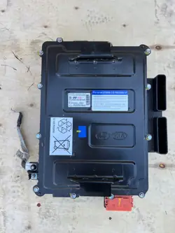 Batterie Hyundai Tucson 1.6 CRDI Hybride 2020 - 10 Ah