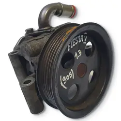 Ford Ohjauspumppu OEM 2S6C-3A696-GB Käytetty