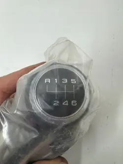 Pomo de cambios Audi A3 OEM 8V0863278 Usado