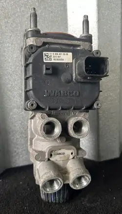 Bremsventil Mercedes Actros MP4 A0044313306 WABCO