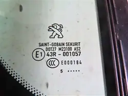 Vitre de porte arrière droite petite Peugeot 308 II T9 OEM