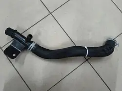 Jäähdytinletkun ulostulo OEM 68280779AB Jeep Wrangler