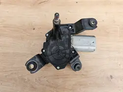 Motor de limpiaparabris trasero Opel Insignia A 13227418