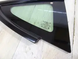 Tesla Model Y Rechte Hintertürscheibe OEM 19115484-40-C LLU