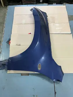 Parafango Anteriore Suzuki Grand Vitara 05- Sinistro con Foro