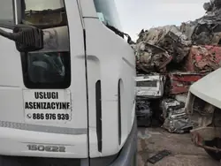 Höger kabinspoiler OEM 504116074 för Iveco Eurocargo