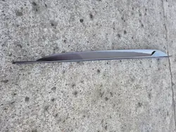 Cupra Born linke Schwellerverkleidung OEM 10E853855A