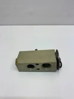 Laajennusventtiili OEM 2018300784 Mercedes R129:lle