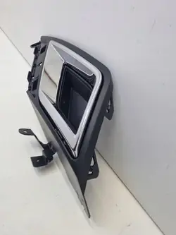Pakopään korkki OEM 5860012 MSJ3 Citroen DS4 II:lle