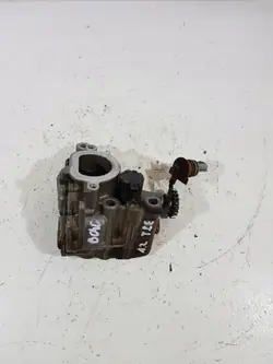 Öljypumppu OEM 150002257R Renault Megane III 1.2TCE