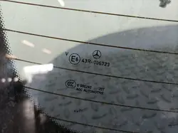 Vitre arrière Mercedes A W177 OEM Lochow-323954-