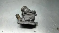 Carcaça do termostato Volvo V70 II Lift 2.4B 30650022