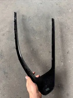 BMW 5 G61 Bakrutslist Vänster OEM 5B59B29