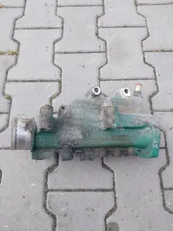 Durite de refroidissement OEM 21813121 pour Volvo FL Renault Gama D D8K
