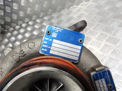 Volvo S80 II V70 III 2.4 D5 Turbokompresso 31431130