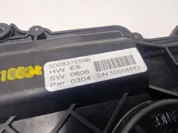 OEM 3D0837059B Ovenvetolaite Volkswagen Phaetonille