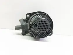 Capteur de débit d'air AUDI A4 AVANT 2.0L diesel 2006