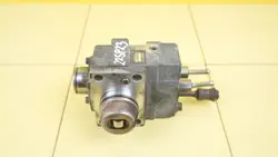 Bomba presión combustible Mitsubishi OEM MD367152 6G74