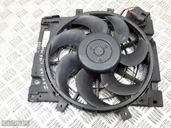 Ventilateur de radiateur Opel Zafira 2010 avec carénage