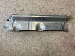 Protector térmico BMW X3 G01 OEM 7407764 - Usado