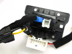 Prise USB Hyundai Kona OEM 96120CM500 - Occasion