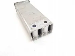 Tesla Model 3 etupuskurin iskunvaimennin OEM 110919390C