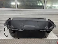 IG AUTO PEŁCZYN WANNA RIVIAN Framlåda Begagnad