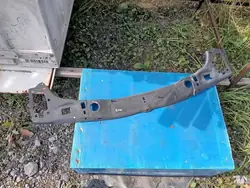 Renforcement avant supérieur BMW F48 F39 F45 F46 Mini 7301592