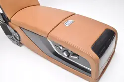 BMW G12 Takapenkin käsinojapaneeli OEM 357744