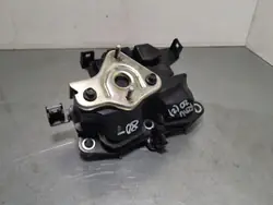 Pièce compartiment moteur Toyota RAV4 OEM 1221125010