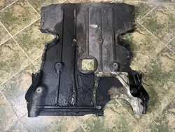 Couvercle Moteur BMW OEM 7129318 - État Utilisé