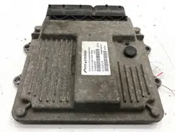 Ordinateur de moteur Fiat Grande Punto 1.3 75CV ECU 51825024
