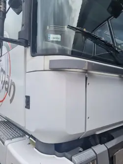 OEM NAROŻNIK POLIK OWIEWKA - Links/Rechts für Renault Magnum