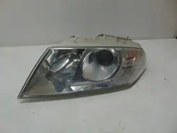 Vasen etu Xenon-ajovalaisin Skoda Octavia II 2004-08
